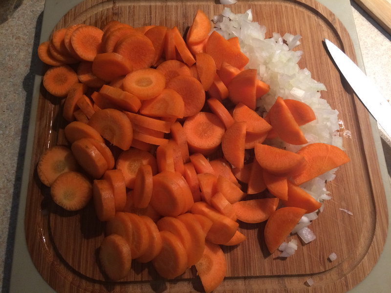 Подготовим овощи - морковь