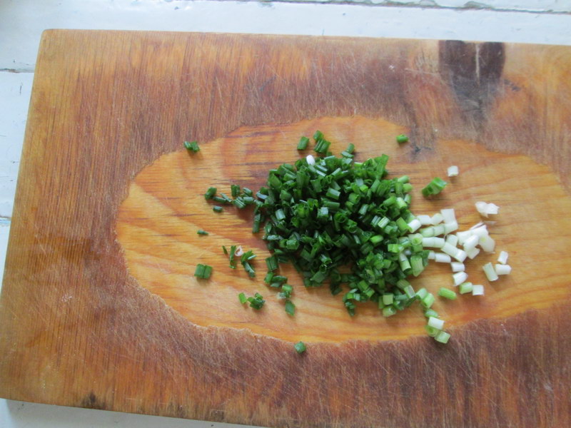 Простой, а главное реально вкусный декор сделает салат особенным (+ 2 рецепта)