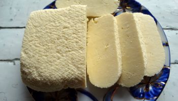 Как я делаю «свой» сливочный сыр (для салатов и бутербродов). По вкусу, как настоящий, а ингредиенты копеечные