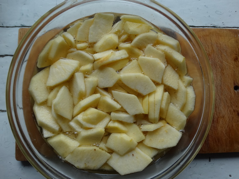Как сделать начинку из яблок для пирожков. Готовим яблочную начинку для пирожков.