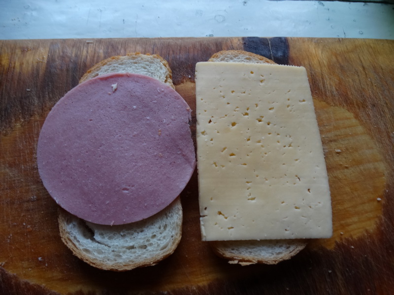 «Необычный бутерброд» - готовлю детям на завтрак, но и на стол праздничный подать можно