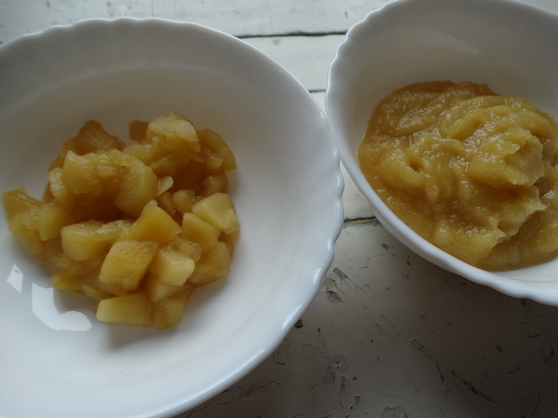 Яблочный десерт из яблок со сгущёнкой (всего 3 ингредиента, а вкус потрясающий)