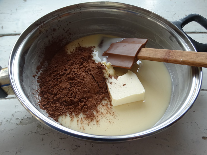 Бразильский десерт Бригадейро (из сгущенки и какао) – рецепт и продукты простые, а на вкус словно дорогие конфеты