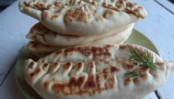 Армянская лепёшка-пирожок «Женгяров хац» — рецепт остался у меня «дежурным» на ссобойки в дорогу и мужу на работу