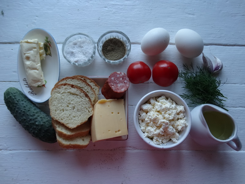 Моя «закусочная артиллерия» на праздничный стол: 3 рецепта гренок: в закрытом сыре, с яйцом-пашот и огурцы в желтках