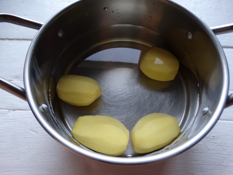 Золотые лепёшки «Фарл» из картошки – давно подсадила семью на их безупречный вкус, теперь к борщу обязательны