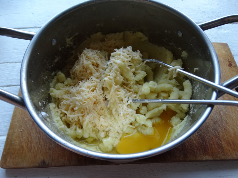 Покажу, как правильно приготовить картофельное тесто, а как итог - вкуснющие «Финские лепёшки»