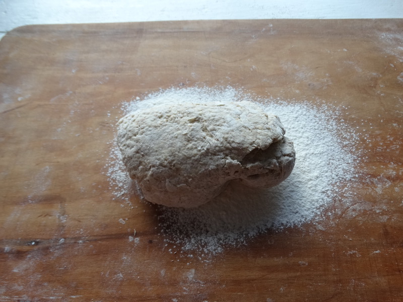 Фарлс – домашний ирландский хлеб из овсянки с кефиром. Рецепт простой, а результат вкуснейший