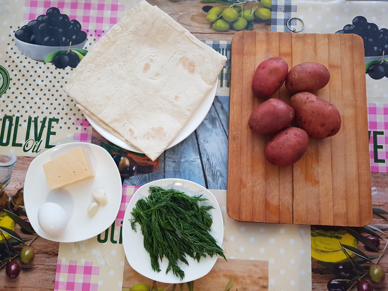 Хрустящие трубочки из лаваша – нереальная вкуснятина с картофельным пюре в начинке практически «из ничего»