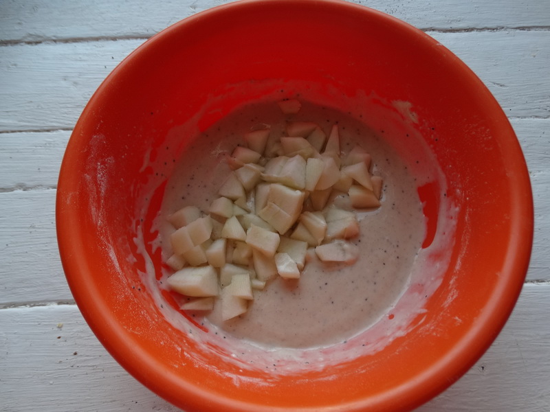 Осенью всегда готовлю «Грушевые оладушки» по одному рецепту: всегда идеальны к завтраку