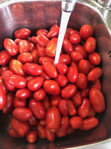 Вяленые помидоры – всегда покупала, пока не научилась делать сама, получается один в один, как в Италии, только дешевле
