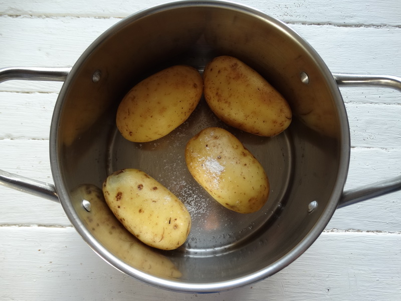 Рецепт «Картофельные пальчики» - любимый гарнир моих внуков. Всё просто: картофельное пюре, но со вкусной корочкой